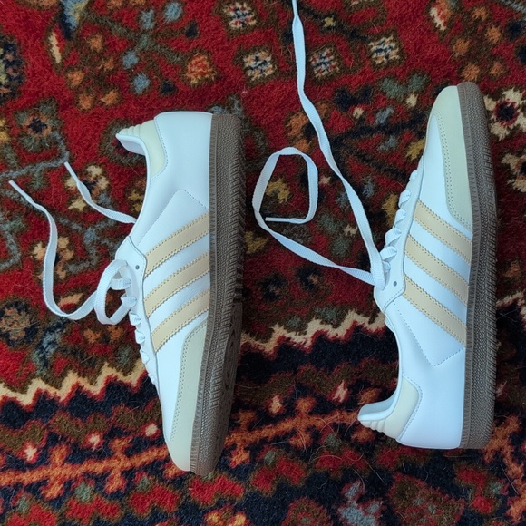 Adidas Sambas Cloud White / Wonder Mauve / Off White Women's Size 8.5 - Picture 4 of 4